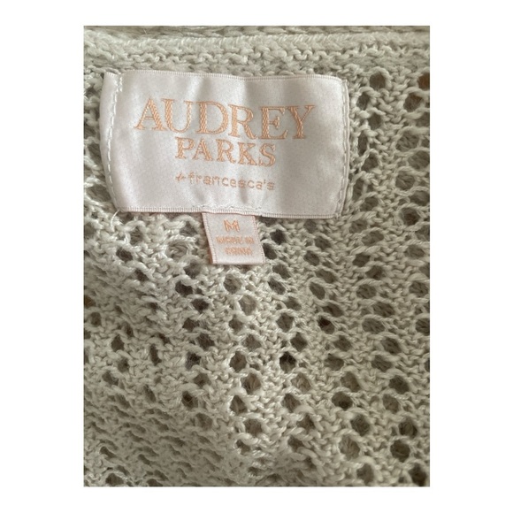 Francesca's Collections/Audrey Parks Beige Crochet Open-Front Duster Cardigan - Picture 3 of 3